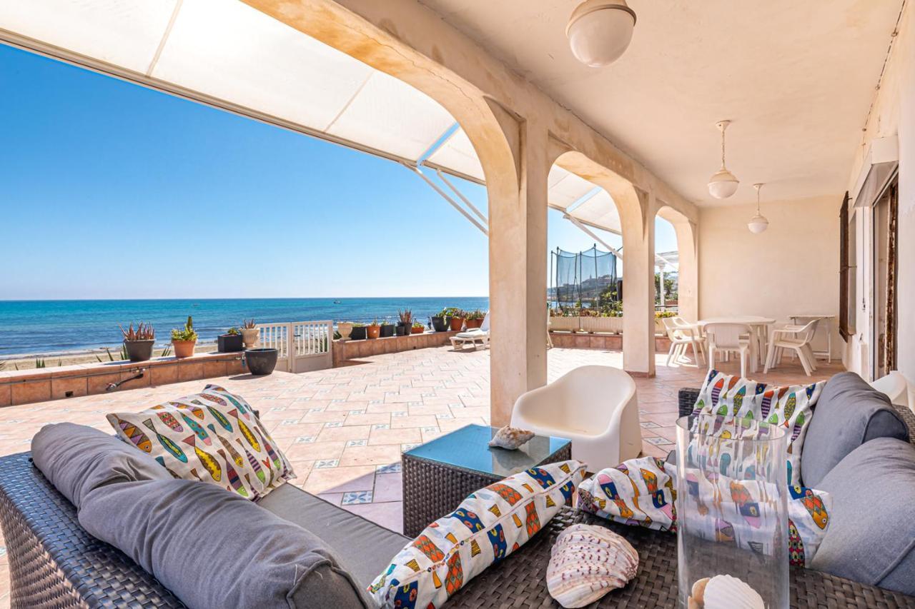 Beachfront Bliss: Apartamento A Pie De Playa 알리칸테 외부 사진