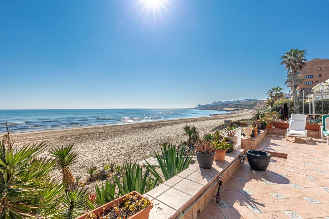 Beachfront Bliss: Apartamento A Pie De Playa 알리칸테 외부 사진