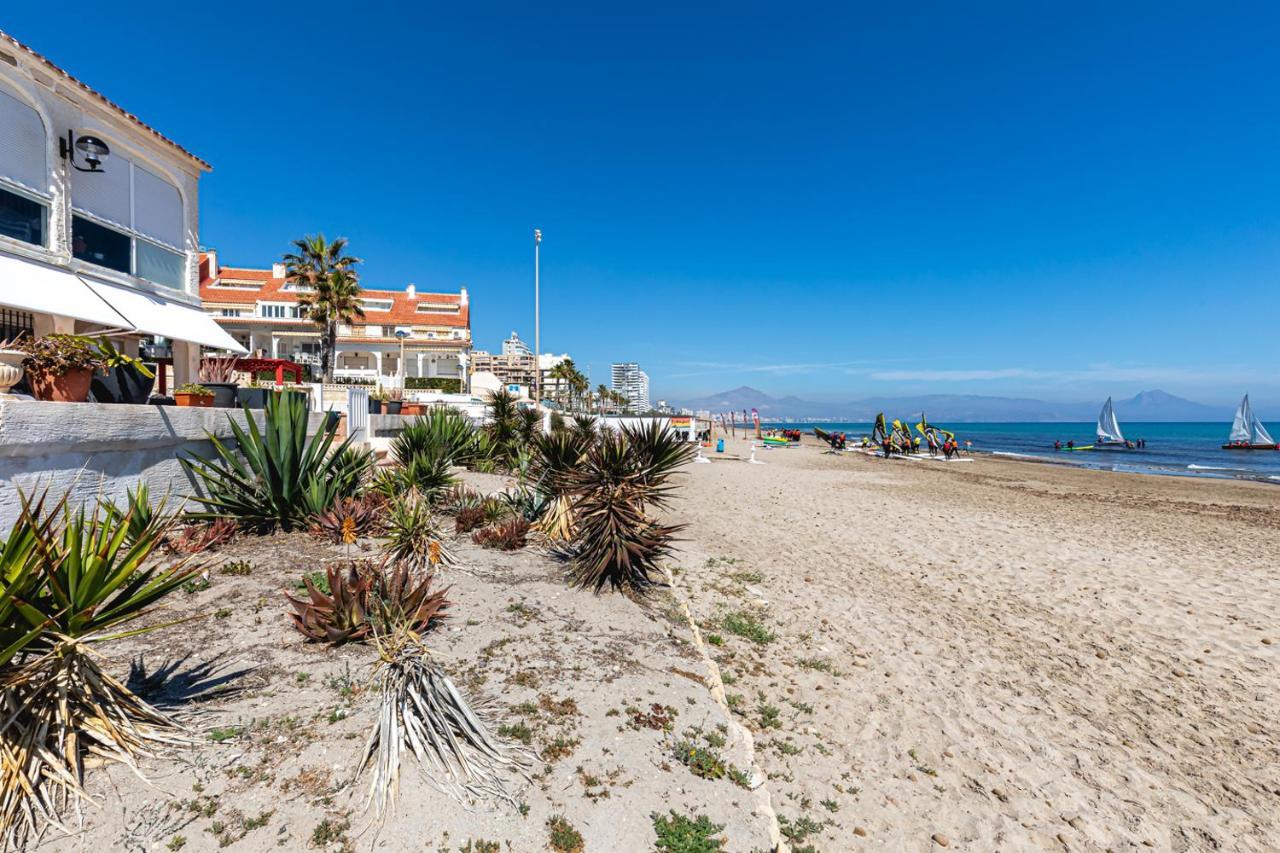 Beachfront Bliss: Apartamento A Pie De Playa 알리칸테 외부 사진