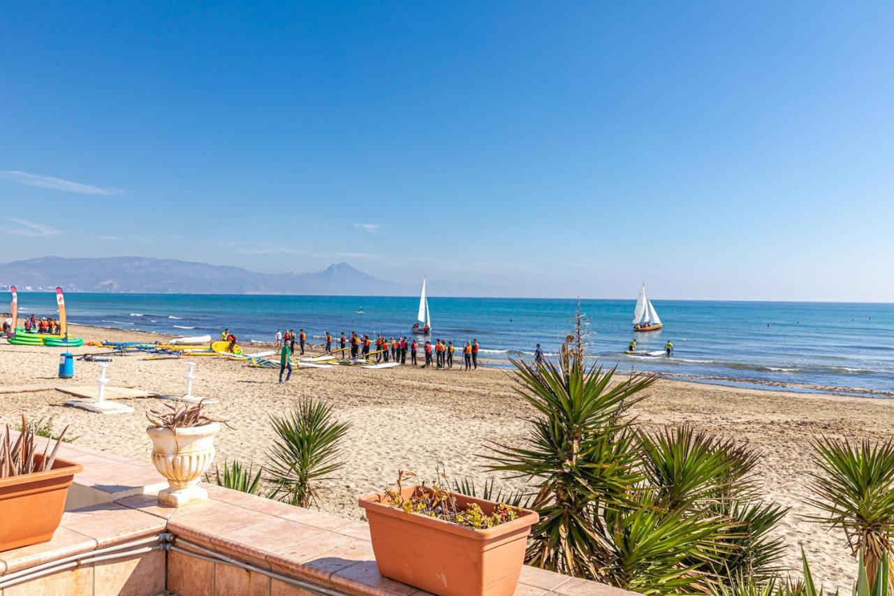 Beachfront Bliss: Apartamento A Pie De Playa 알리칸테 외부 사진