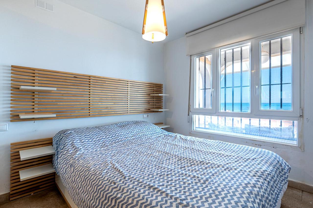 Beachfront Bliss: Apartamento A Pie De Playa 알리칸테 외부 사진